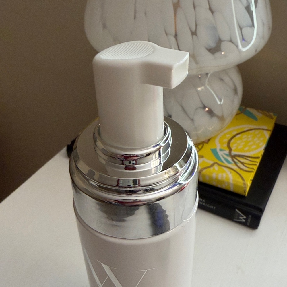Colorwow bombshell volumizer - Picture 2 of 2
